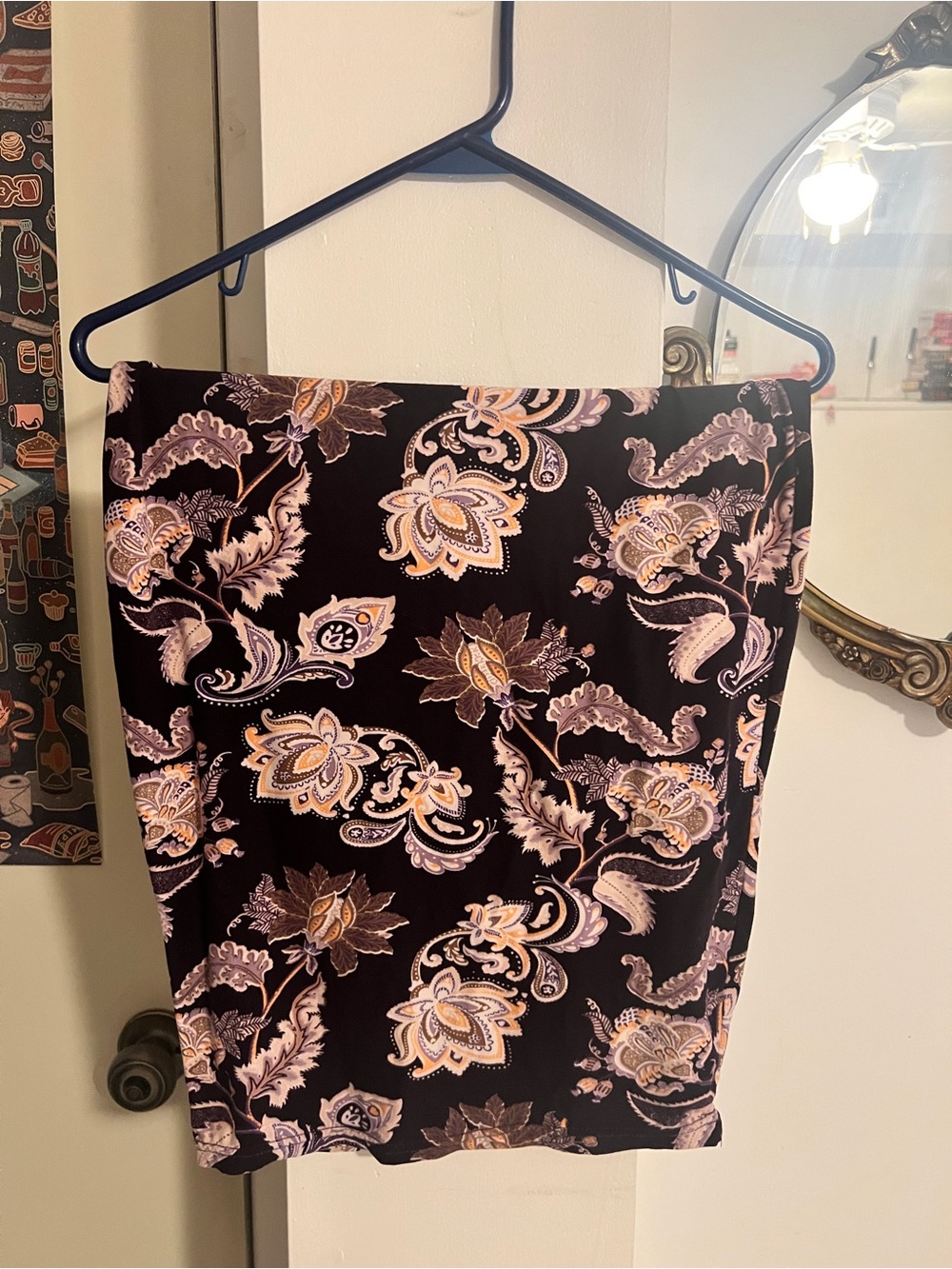 Vintage Hot Kiss Paisley Pencil Midi Skirt - Dark Purple